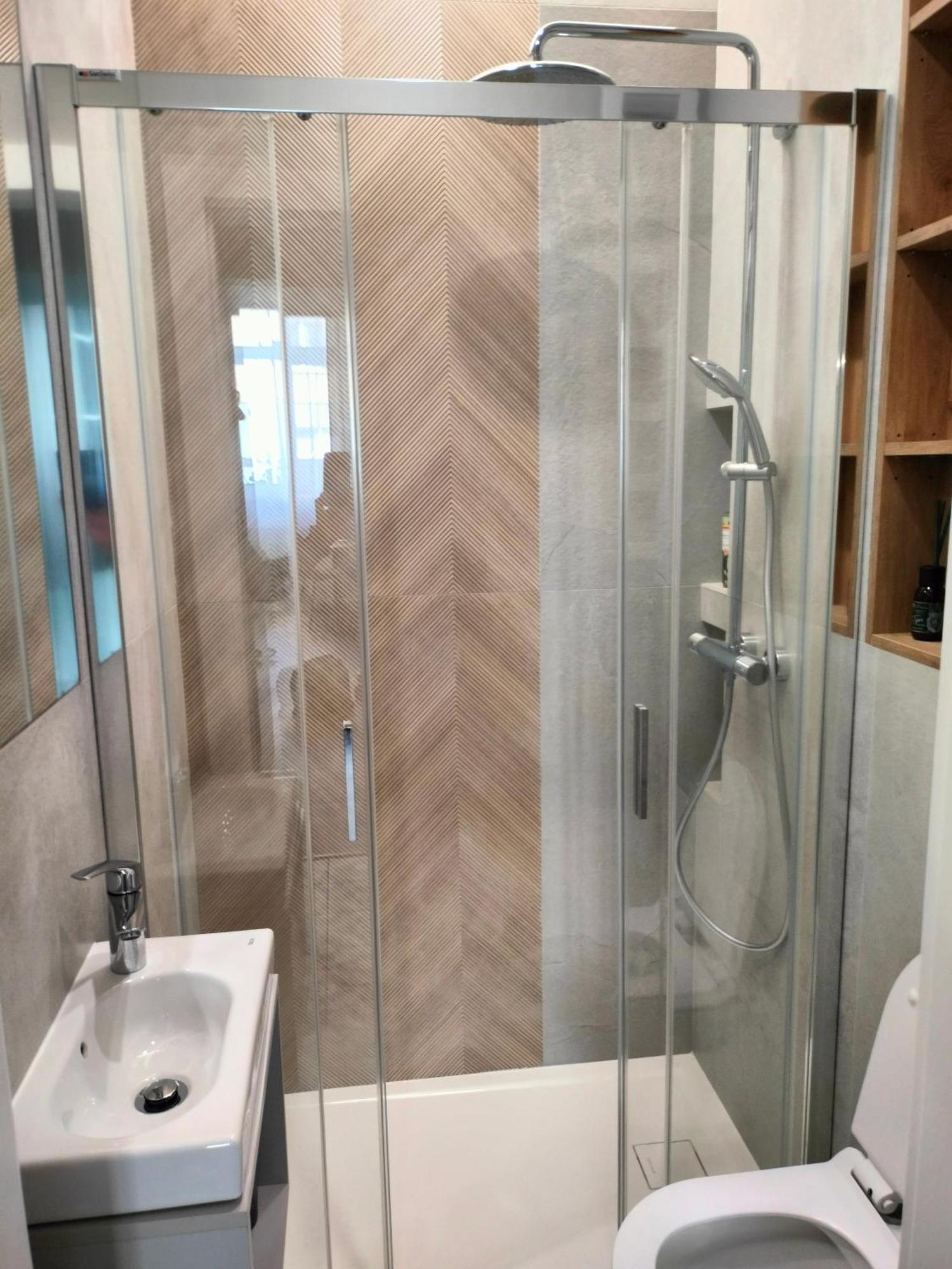 Apartament Paradise Zarzadzany Przez Gospodarza Osobe Fizyczna Self Check In Rzeszow Ngoại thất bức ảnh
